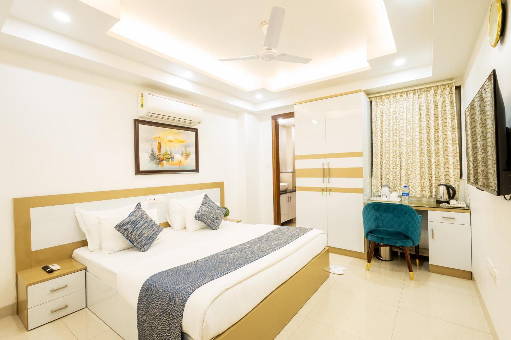 Hotel Krish - Near Medanta And Fortis Hospital Gurugram غورغاون المظهر الخارجي الصورة